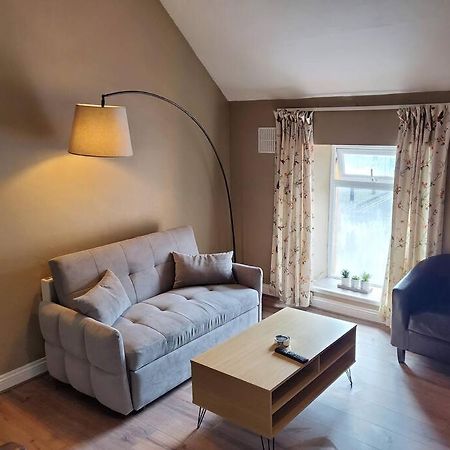 Apt. 2 - Town Centre Apartment Bagenalstown Εξωτερικό φωτογραφία