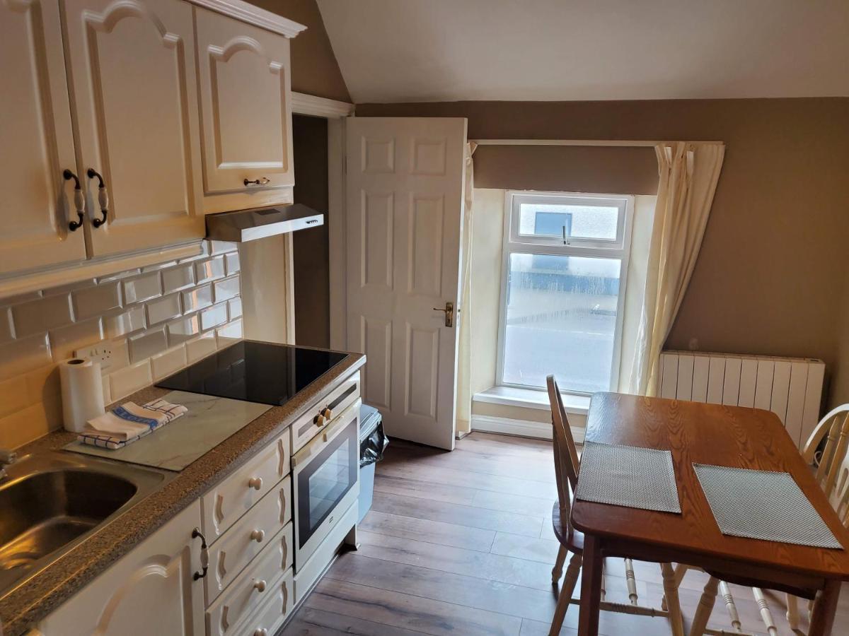 Apt. 2 - Town Centre Apartment Bagenalstown Εξωτερικό φωτογραφία
